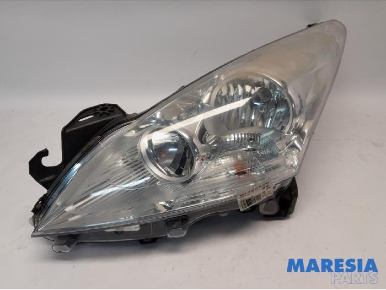 Peugeot - 5008 - Koplamp links