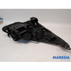 Peugeot - 5008 - Koplamp links