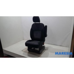 Opel - Vivaro - Seat, right