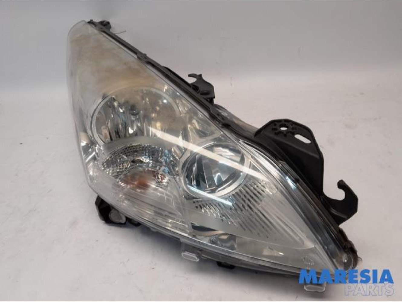 Peugeot - 5008 - Phare droit