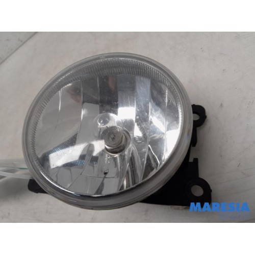 Peugeot - 5008 - Fog light, front left