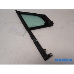 Peugeot - 5008 - Dreieckfenster links vorne