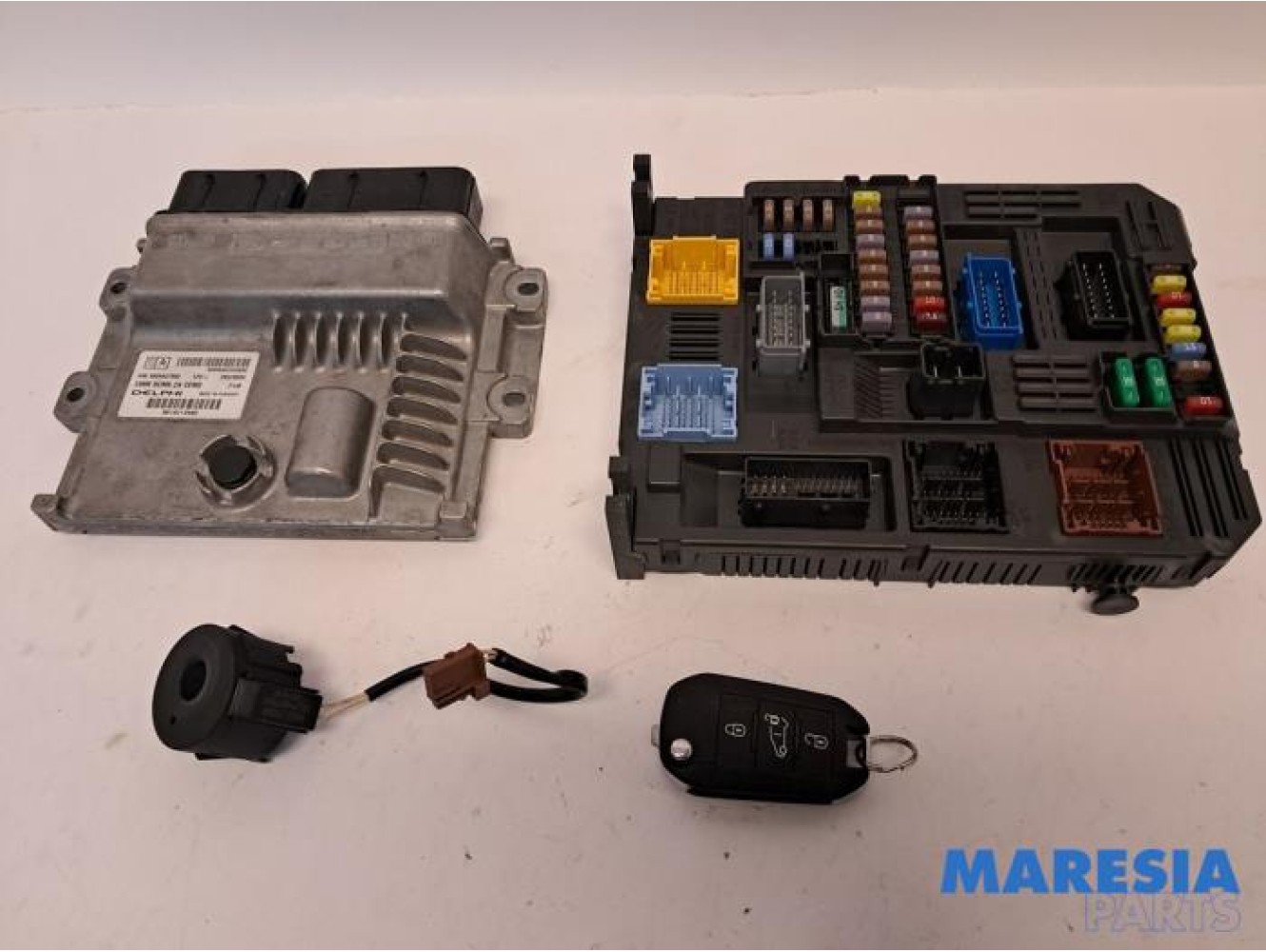 Toyota - Pro-Ace - Engine management computer