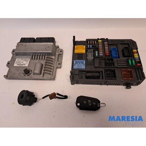 Toyota - Pro-Ace - Engine management computer