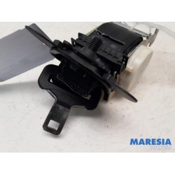 Peugeot - 5008 - Rear seatbelt, centre