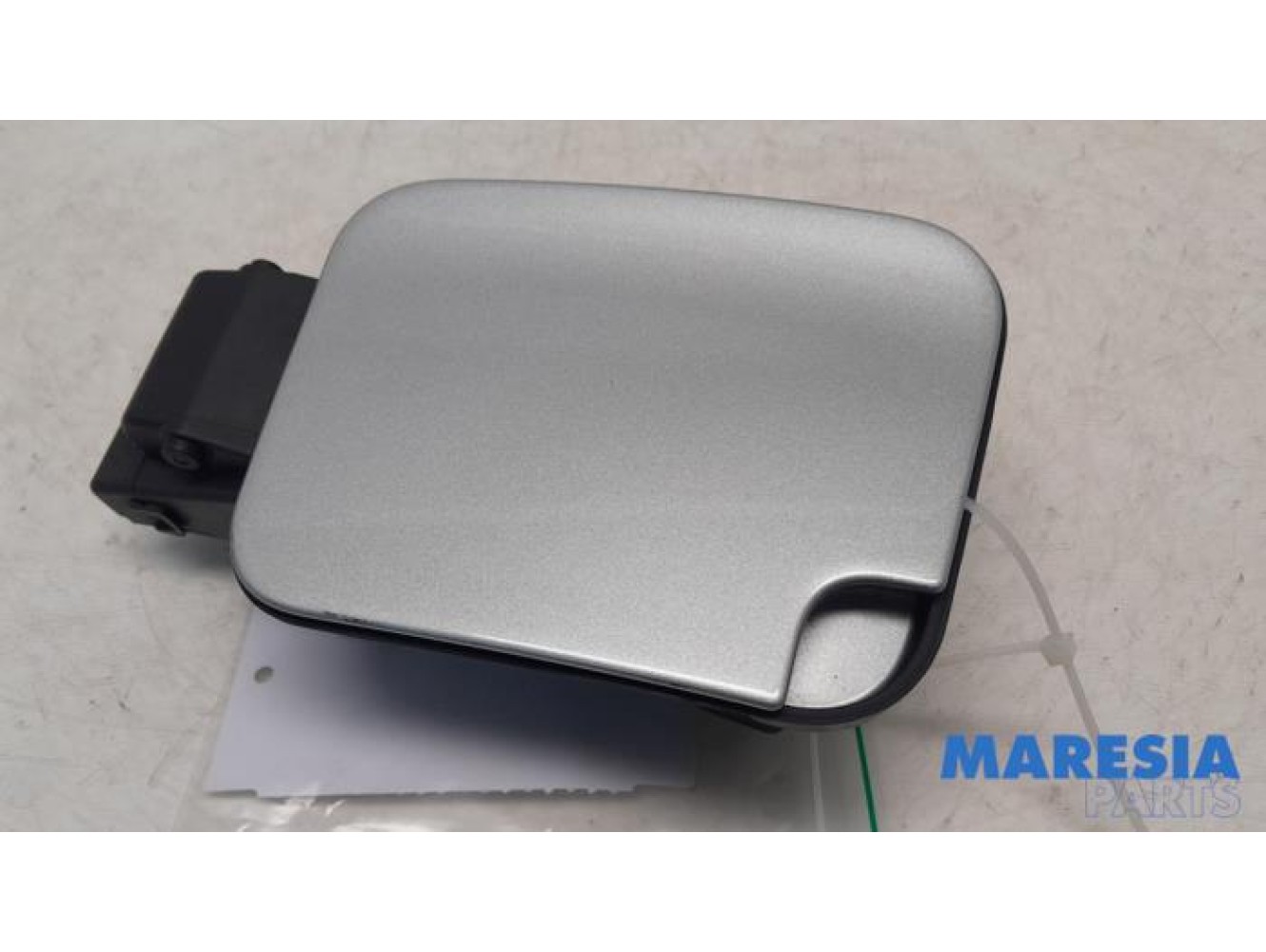 Toyota - Pro-Ace - Tank cap cover