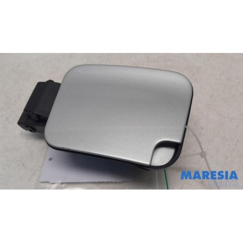 Toyota - Pro-Ace - Tank Klep