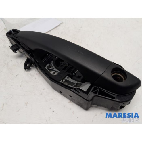 Toyota - Pro-Ace - Door handle 2-door, left