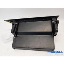 Toyota - Pro-Ace - Handschuhfach