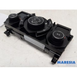 Peugeot - 5008 - Air conditioning control panel