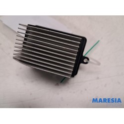 Toyota - Pro-Ace - Heater resistor