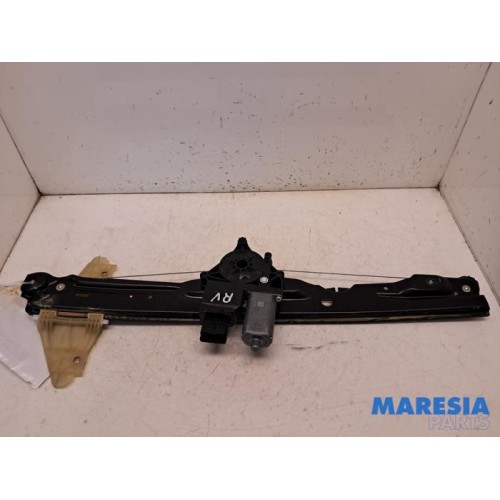 Toyota - Pro-Ace - Window mechanism 2-door, front left