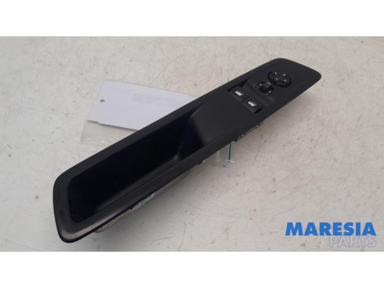 Toyota - Pro-Ace - Multi-functional window switch