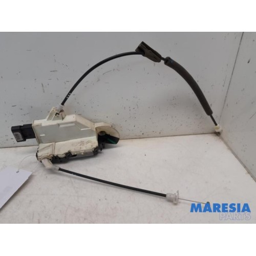 Peugeot - 5008 - Door lock mechanism 4-door, front left