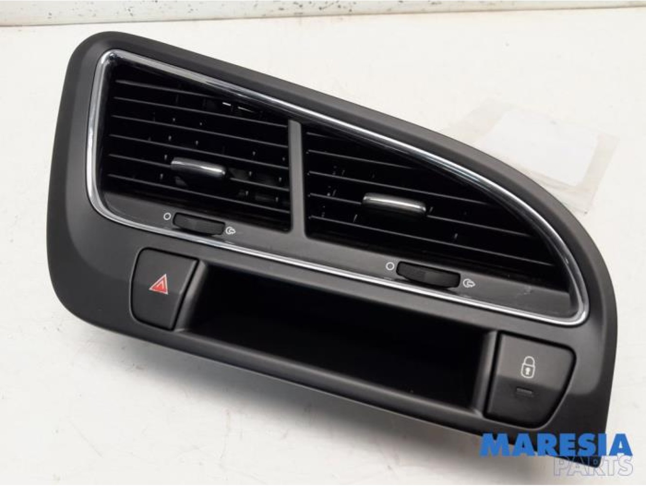Peugeot - 5008 - Dashboard vent