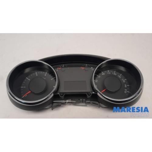 Peugeot - 5008 - Instrument panel