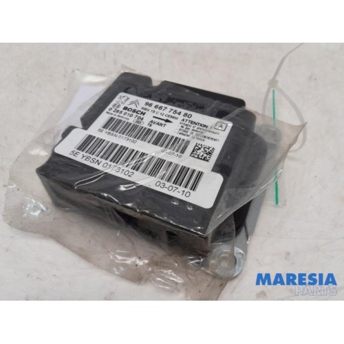 Peugeot - 5008 - Airbag Module