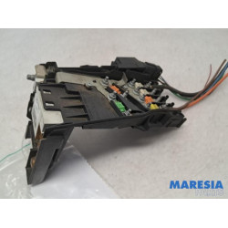 Peugeot - 5008 - Fuse box