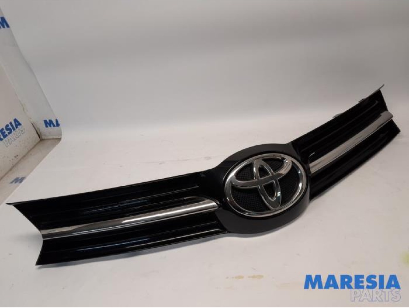 Toyota - Pro-Ace - Grill