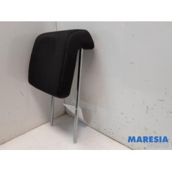 Peugeot - 5008 - Headrest