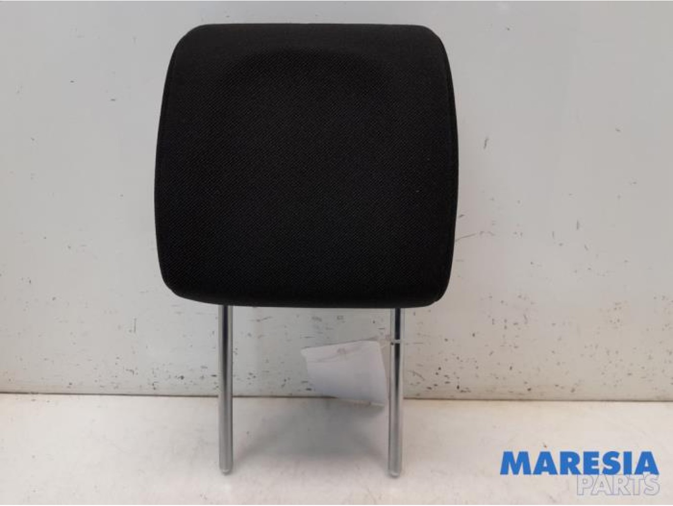 Peugeot - 5008 - Headrest