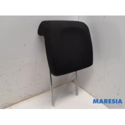 Peugeot - 5008 - Headrest