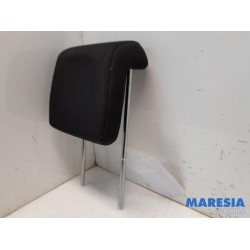 Peugeot - 5008 - Headrest