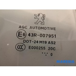 Peugeot - 5008 - Portierruit 4Deurs rechts-achter