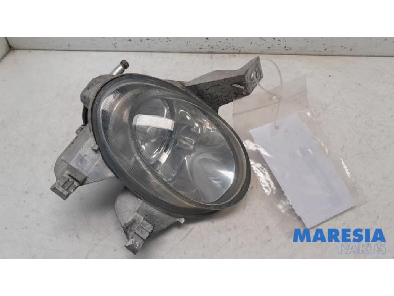 Peugeot - 206 - Fog light, front left