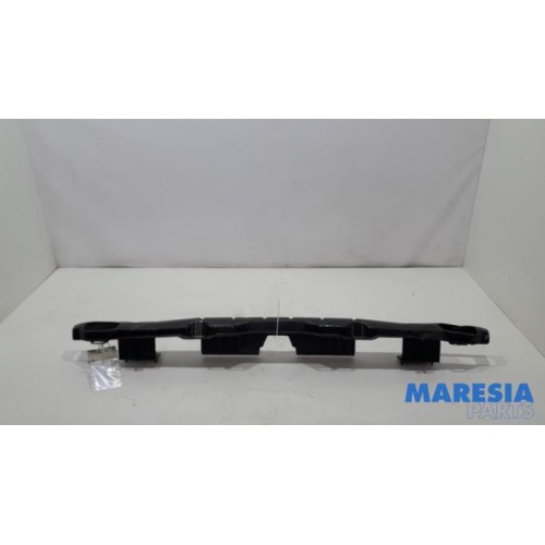 Opel - Vivaro - Bumperframe achter