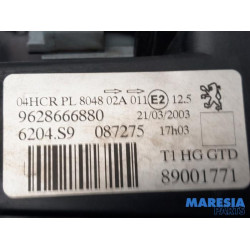 Peugeot - 206 - Scheinwerfer links
