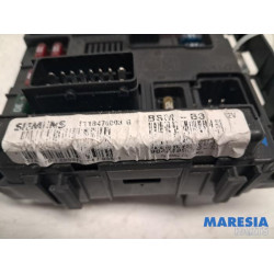 Peugeot - 206 - Fuse box