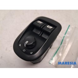 Peugeot - 206 - Multi-functional window switch