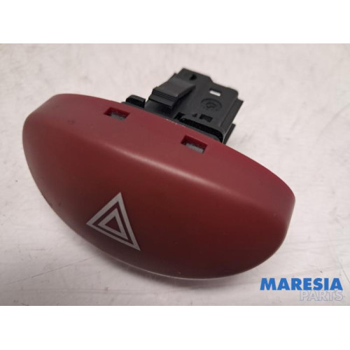 Peugeot - 206 - Panic lighting switch