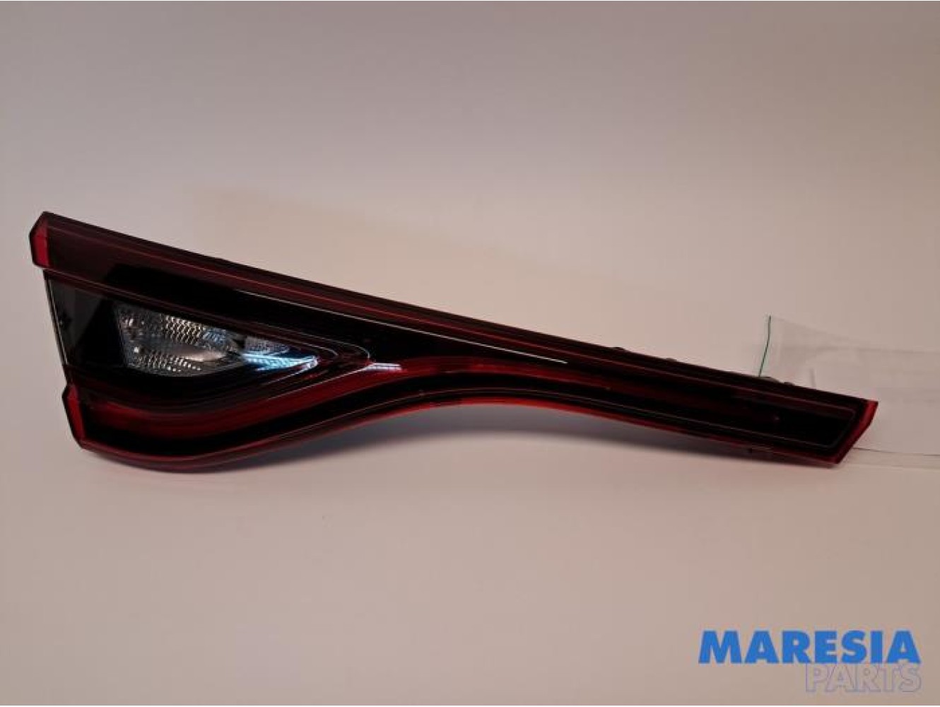 Renault - Arkana - Taillight, left
