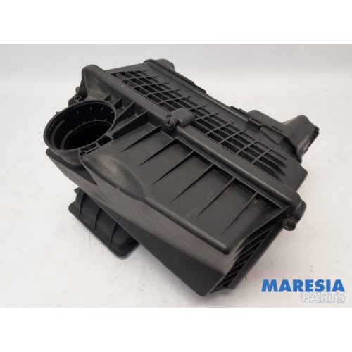 Toyota - Pro-Ace - Air box