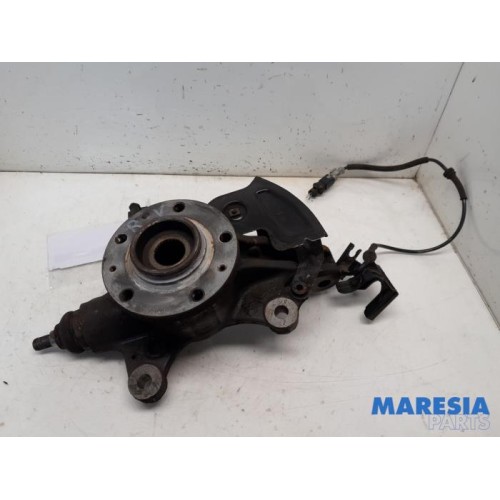 Toyota - Pro-Ace - Knuckle, front right