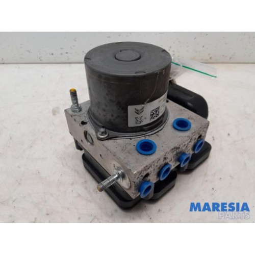 Toyota - Pro-Ace - ABS pump