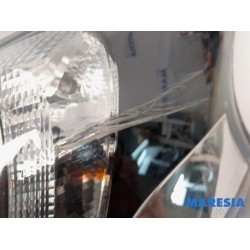 Opel - Vivaro - Koplamp links