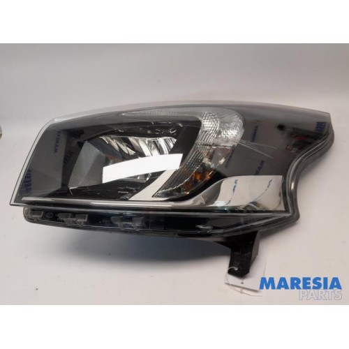 Opel - Vivaro - Koplamp links