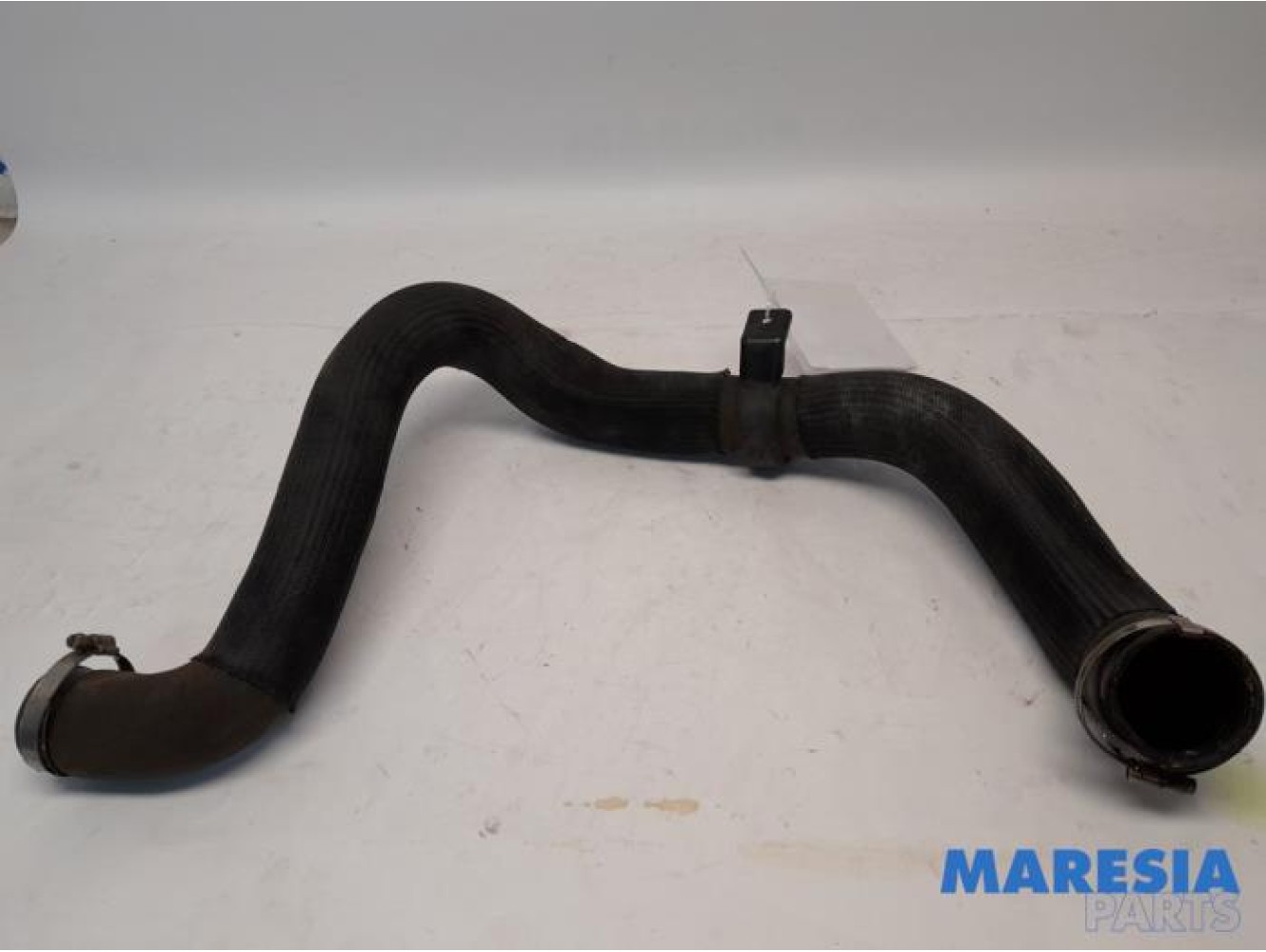 Toyota - Pro-Ace - Intercooler hose