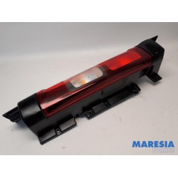 Opel - Vivaro - Taillight, right