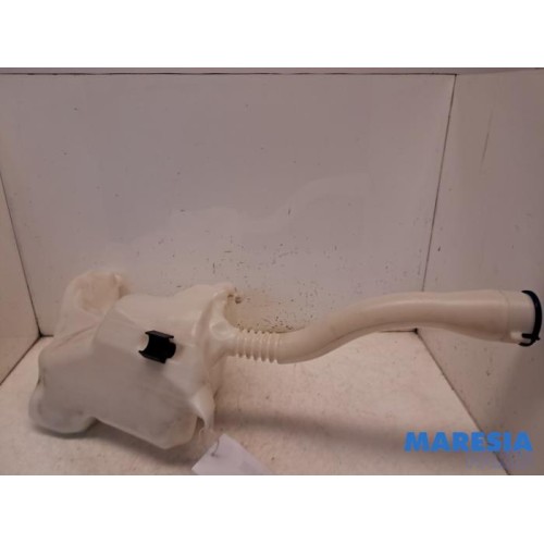 Peugeot - 5008 - Front windscreen washer reservoir