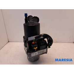 Peugeot - 5008 - Power steering pump