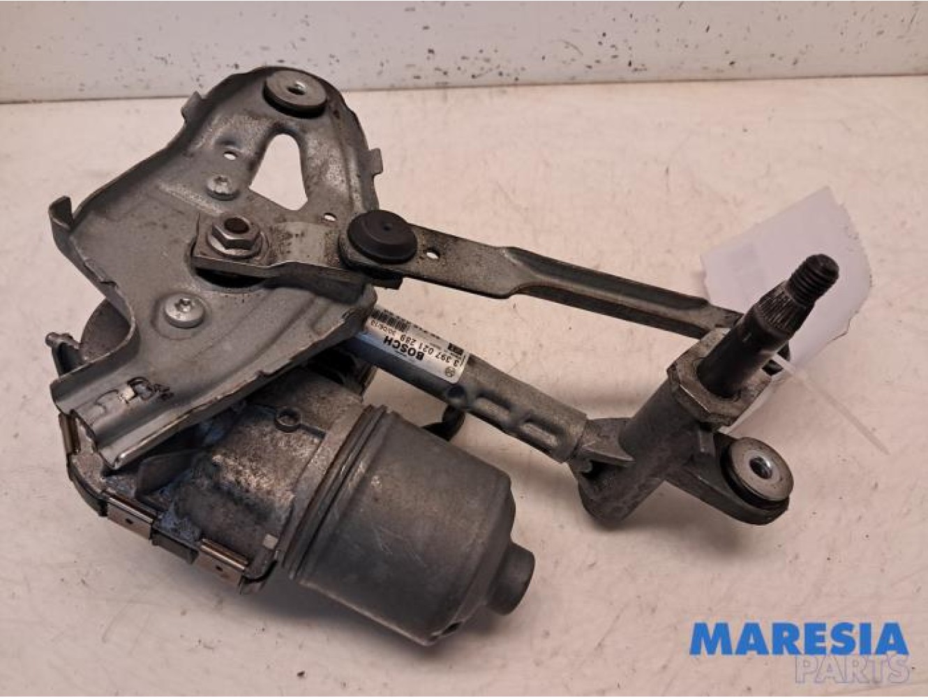 Peugeot - 5008 - Front wiper motor