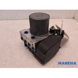 Peugeot - 5008 - ABS Pumpe
