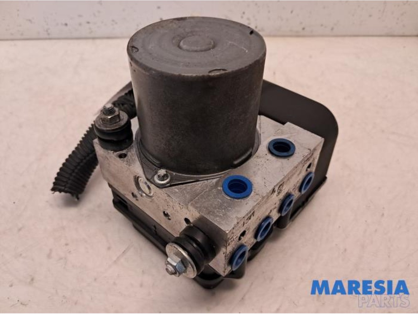 Peugeot - 5008 - ABS Pumpe