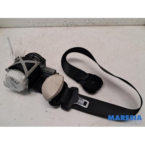 Fiat - 500 - Front seatbelt, right