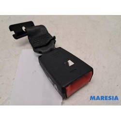 Fiat - 500 - Insertion ceinture de sécurité arrière droite