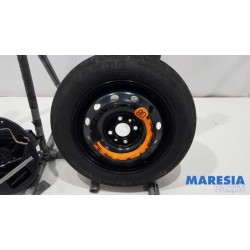Fiat - 500 - Krikset + reservewiel